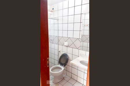 Apartamento para alugar com 80m², 2 quartos e 1 vaga Apartamento para alugar com 80m², 2 quartos e 1 vagaBanheiro da Suíte
