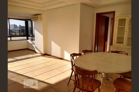 Sala de apartamento à venda com 3 quartos, 94m² em Santana, Porto Alegre