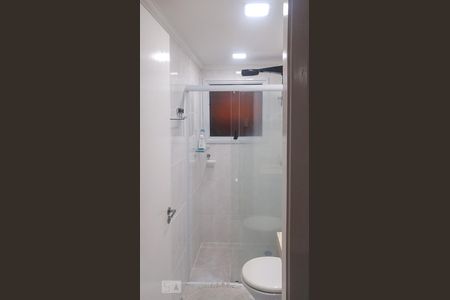 Banheiro de apartamento à venda com 2 quartos, 50m² em Vila Gonçalves, São Bernardo do Campo