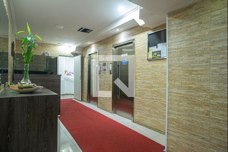 Área comum - Portaria/Elevadores de kitnet/studio para alugar com 1 quarto, 30m² em Bela Vista, São Paulo