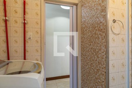 Banheiro de kitnet/studio para alugar com 1 quarto, 30m² em Bela Vista, São Paulo