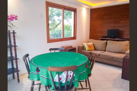 Casa de condomínio à venda com 334m², 4 quartos e 2 vagasSala de Jogos