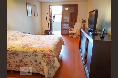 Suíte de casa de condomínio à venda com 4 quartos, 334m² em Ipanema, Porto Alegre