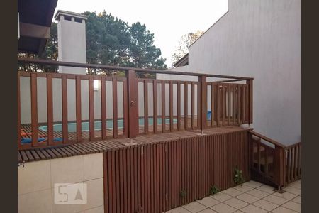 Casa de condomínio à venda com 334m², 4 quartos e 2 vagasPiscina