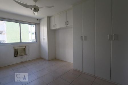 Quarto Suíte 2 de apartamento à venda com 3 quartos, 84m² em Freguesia (jacarepaguá), Rio de Janeiro