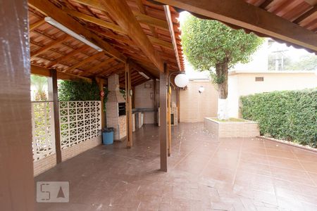 Apartamento para alugar com 50m², 2 quartos e 1 vaga Apartamento para alugar com 50m², 2 quartos e 1 vagaÁrea comum - Churrasqueira