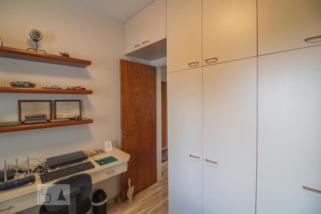 Apartamento à venda com 160m², 3 quartos e 3 vagas Apartamento à venda com 160m², 3 quartos e 3 vagasQuarto 1
