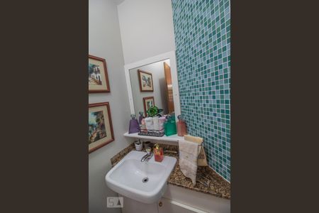 Lavabo de apartamento à venda com 3 quartos, 160m² em Campo Belo, São Paulo