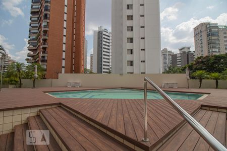 Apartamento à venda com 160m², 3 quartos e 3 vagas Apartamento à venda com 160m², 3 quartos e 3 vagasÁrea comum