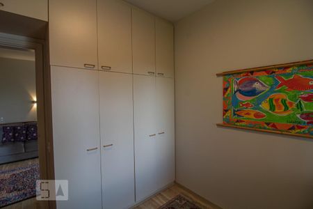 Apartamento à venda com 160m², 3 quartos e 3 vagas Apartamento à venda com 160m², 3 quartos e 3 vagasQuarto 1
