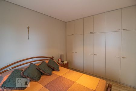 Apartamento à venda com 160m², 3 quartos e 3 vagas Apartamento à venda com 160m², 3 quartos e 3 vagasQuarto 2