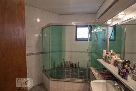 Apartamento à venda com 160m², 3 quartos e 3 vagas Apartamento à venda com 160m², 3 quartos e 3 vagasBanheiro