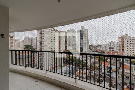 Sacada de apartamento à venda com 3 quartos, 80m² em Vila Gumercindo, São Paulo