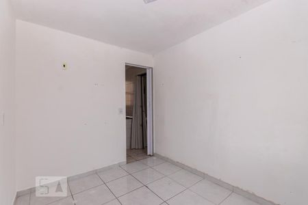 Quarto 1 de apartamento para alugar com 2 quartos, 57m² em Conjunto Residencial José Bonifácio, São Paulo
