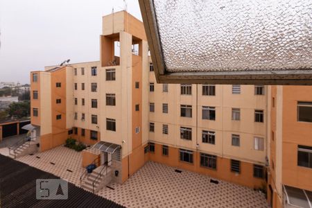 Vista do quarto 1 de apartamento para alugar com 2 quartos, 57m² em Conjunto Residencial José Bonifácio, São Paulo