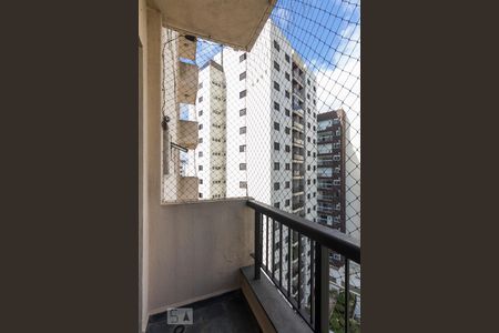 varanda de apartamento para alugar com 2 quartos, 59m² em Chácara Inglesa, São Paulo