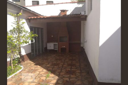 Casa à venda com 300m², 3 quartos e 8 vagasChurrasqueira