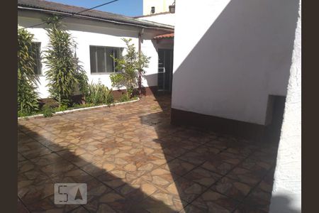 Casa à venda com 300m², 3 quartos e 8 vagasQuintal