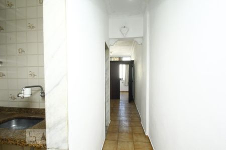 Corredor de apartamento para alugar com 1 quarto, 28m² em Centro, Rio de Janeiro