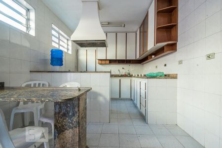 Casa à venda com 250m², 4 quartos e 5 vagasCozinha