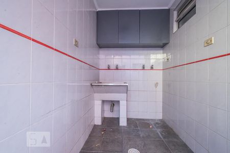 Casa à venda com 250m², 4 quartos e 5 vagasÁrea de Serviço