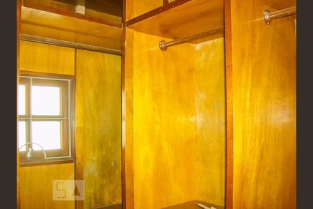 Casa à venda com 220m², 3 quartos e 4 vagas Casa à venda com 220m², 3 quartos e 4 vagasQuarto 2