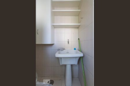 Apartamento para alugar com 55m², 2 quartos e 1 vagaÁrea de Serviço