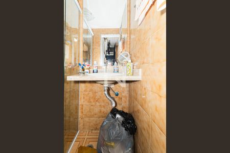 Casa para alugar com 100m², 2 quartos e 1 vaga Casa para alugar com 100m², 2 quartos e 1 vagaBanheiro 2