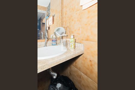 Casa para alugar com 100m², 2 quartos e 1 vaga Casa para alugar com 100m², 2 quartos e 1 vagaBanheiro 2