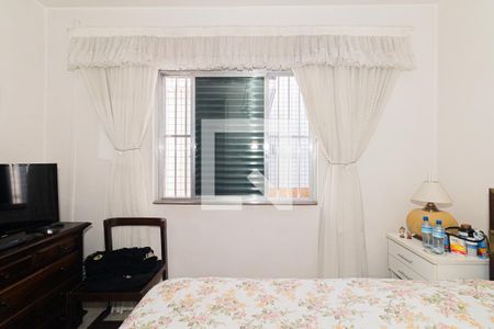 Quarto 2 de casa para alugar com 2 quartos, 100m² em Carandiru, São Paulo