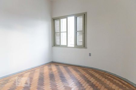 Quarto 1 de apartamento para alugar com 2 quartos, 90m² em São Geraldo, Porto Alegre