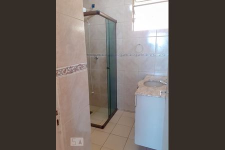 Banheiro Social de apartamento para alugar com 3 quartos, 80m² em Sagrada Família, Belo Horizonte