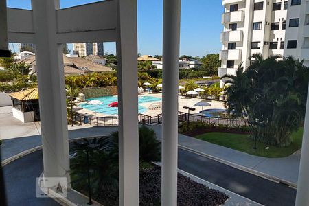 Apartamento para alugar com 68m², 2 quartos e 1 vagaVista