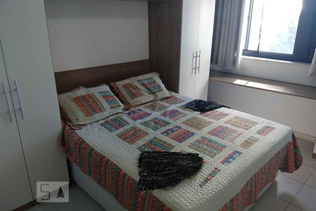 Quarto de apartamento para alugar com 2 quartos, 68m² em Barra da Tijuca, Rio de Janeiro