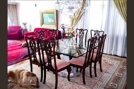 Apartamento à venda com 200m², 3 quartos e 1 vagaSala