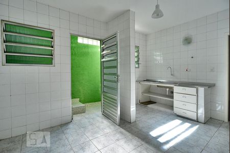 Casa à venda com 142m², 2 quartos e 2 vagasCozinha