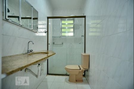 Casa à venda com 142m², 2 quartos e 2 vagasBanheiro