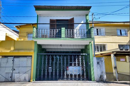 Casa à venda com 142m², 2 quartos e 2 vagasFachada