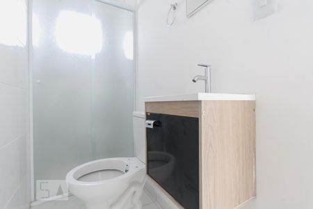Banheiro de casa para alugar com 1 quarto, 20m² em Americanópolis, São Paulo