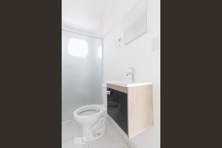 Banheiro de casa para alugar com 1 quarto, 20m² em Americanópolis, São Paulo
