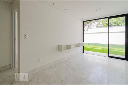 Sala de apartamento à venda com 1 quarto, 69m² em Vila Madalena, São Paulo