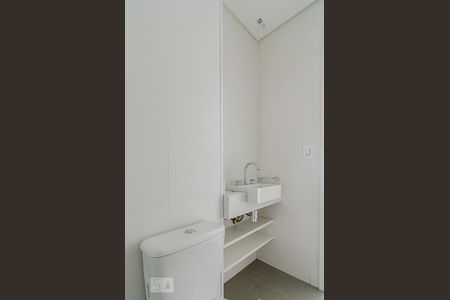 Apartamento à venda com 69m², 1 quarto e 2 vagasBanheiro