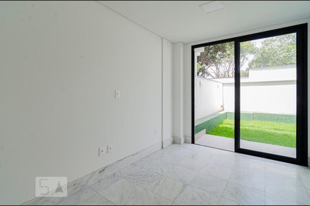 Quarto de apartamento à venda com 1 quarto, 69m² em Vila Madalena, São Paulo