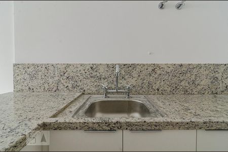 Apartamento à venda com 69m², 1 quarto e 2 vagasPia