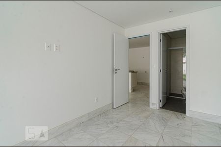 Quarto de apartamento à venda com 1 quarto, 69m² em Vila Madalena, São Paulo