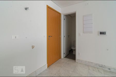 Apartamento à venda com 69m², 1 quarto e 2 vagasPorta de entrada