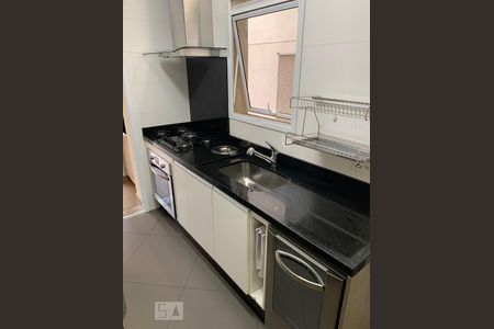 Apartamento para alugar com 130m², 3 quartos e 2 vagas Apartamento para alugar com 130m², 3 quartos e 2 vagasCozinha