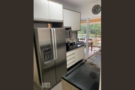 Apartamento para alugar com 130m², 3 quartos e 2 vagas Apartamento para alugar com 130m², 3 quartos e 2 vagasCozinha