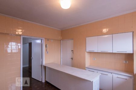 Apartamento à venda com 120m², 2 quartos e 2 vagasCozinha