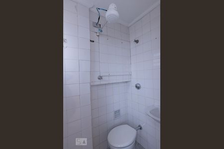 Apartamento à venda com 120m², 2 quartos e 2 vagasBanheiro de Serviço